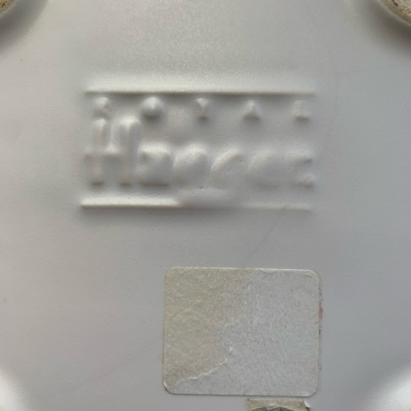 HAEGER VTG serving bowl w/blueberry painting. Sweet blueberry on outside… - Picture 4 of 9